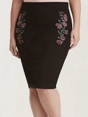 torrid Black Pencil Skirt with Rose Embroidery